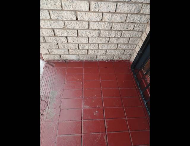 3 BEDROOM FLAT FOR SALE IN LENNOXTON